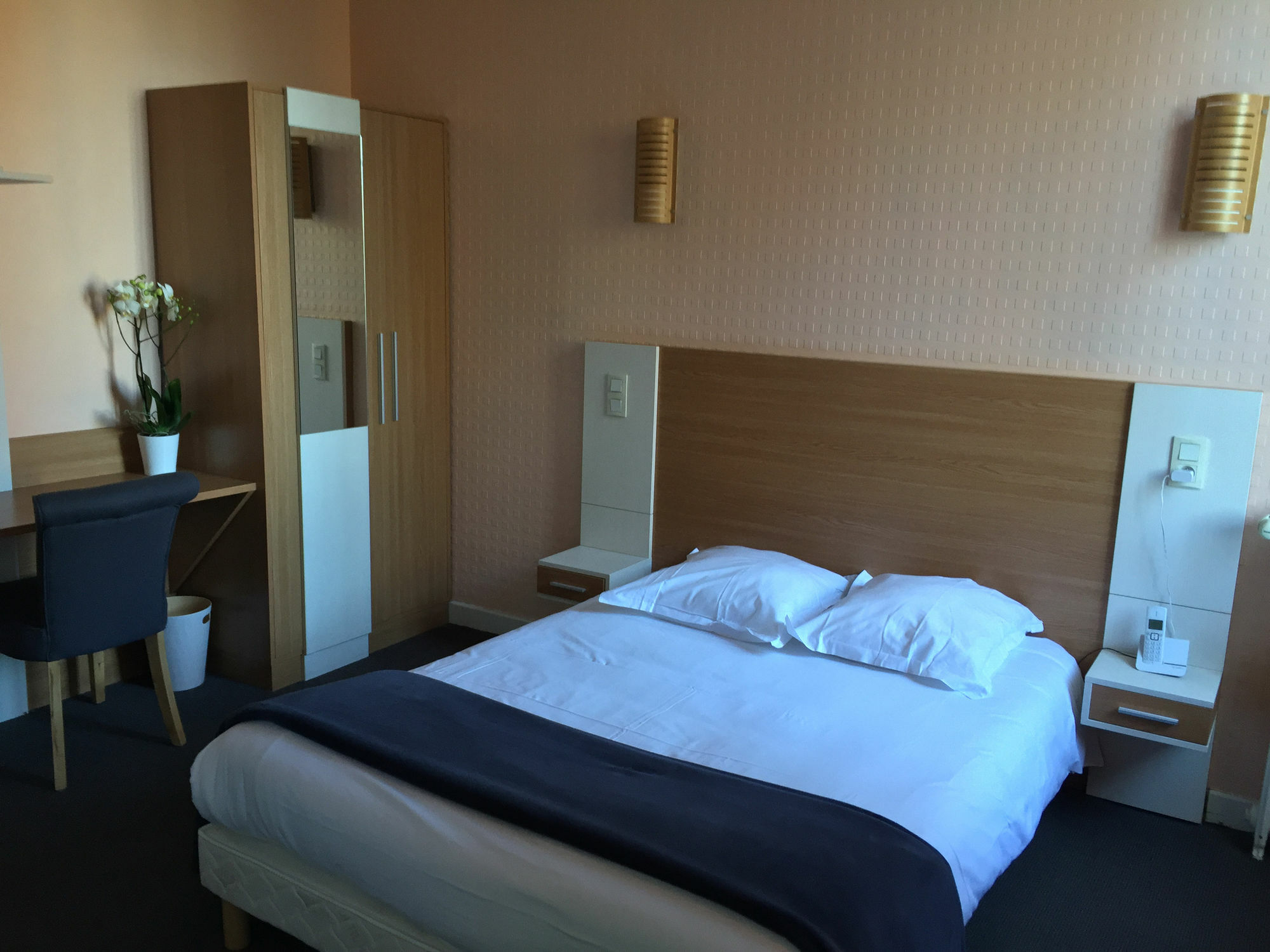 Citotel Hotel Le Chapon Fin Brive-la-Gaillarde Exterior photo